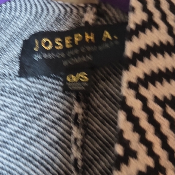 Joseph Black and White Chevron Poncho - Picture 5 of 6